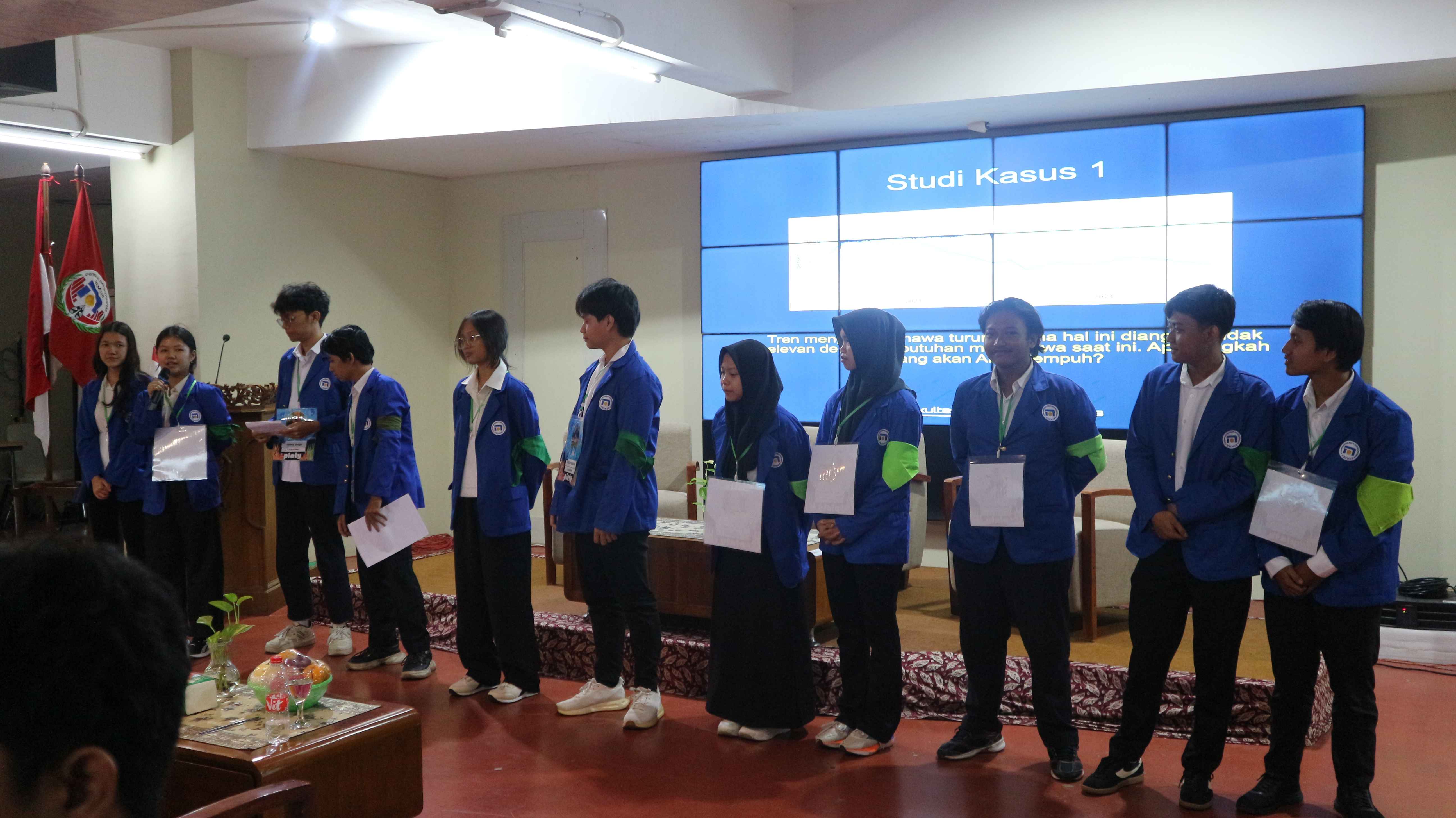 Latihan Keterampilan Manajemen Mahasiswa Tingkat Dasar